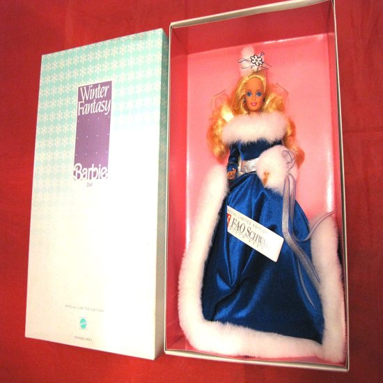 Barbie o[r[ 5946 1990 FAO Schwarz Winter Fantasy Doll