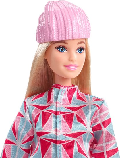 ワールドセレクトショップのBarbie バービーウィンタースポーツスノーボーダーブロンドドール（12インチ）ジャケット、ズボン、スカーフ、ヘルメット、スノーボード、トロフィー、3歳以上｜アングル2