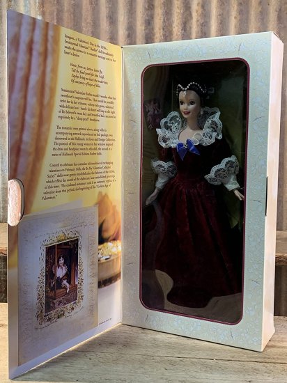 ワールドセレクトショップのBarbie バービー 16536 1996 Hallmark Sentimental Valentine 2番目のシリーズ｜アングル2