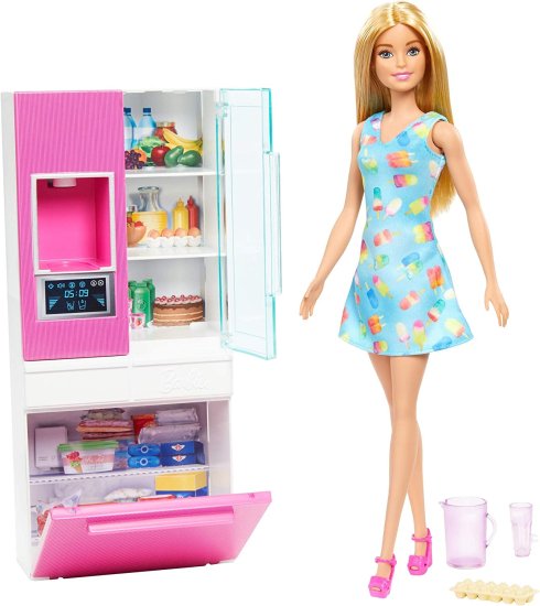 Barbie バービー人形 11.5インチブロンド 家具セット 作業用水ディスペンサーと3つのキッチンアクセサリーを備えた冷蔵庫 3-7歳のギフト