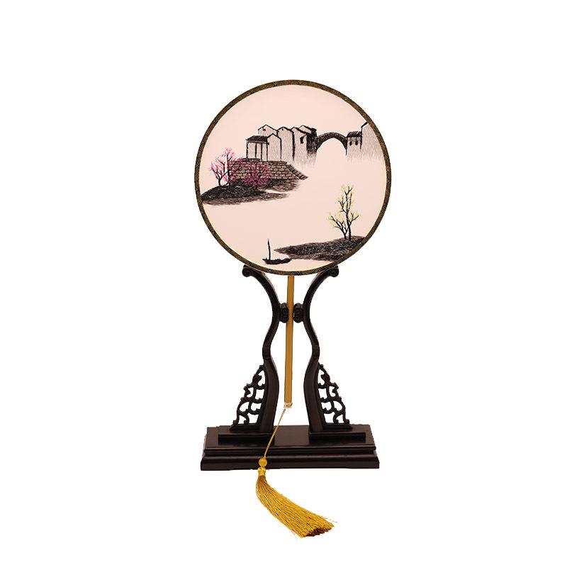 うちわ 夏 普段使い 旅行 アウトドア 室内 おしゃれ かわいい 軽量 涼感 刺繍 両面 布 竹骨 丸型 中国風 古風 梅花柄 牡丹柄 蘭柄 白 紫 金