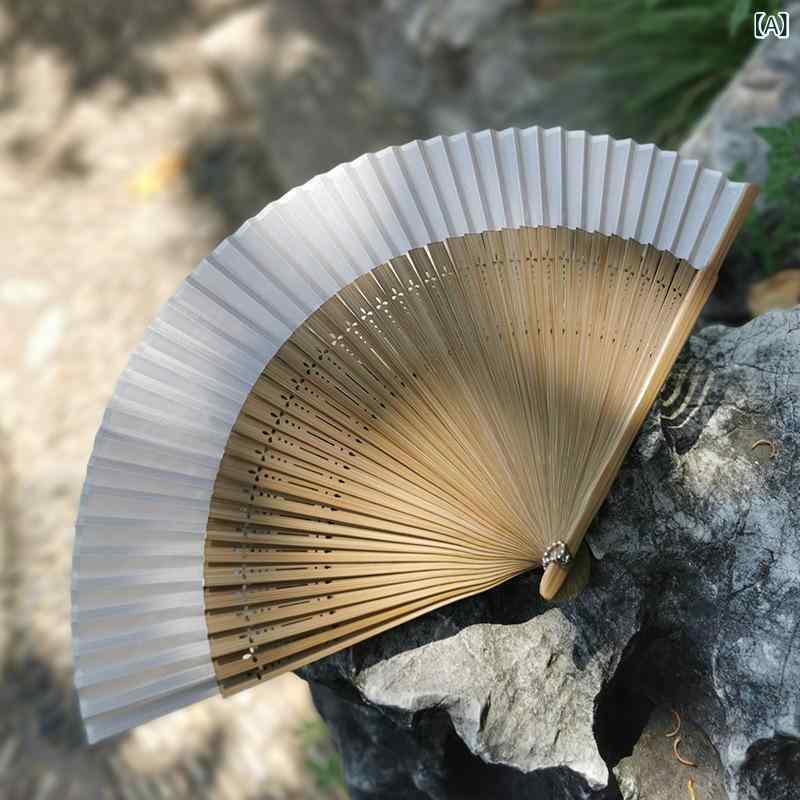 ・カテゴリ: 扇子・素材: 布・サイズ: 20cm・製法: ・骨材: 竹・スタイル: 中国風・カテゴリ: 扇子・素材: 布・サイズ: 20cm・製法: ・骨材: 竹・スタイル: 中国風