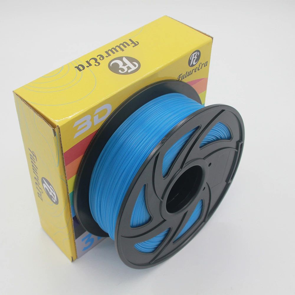 【高い寸法精度】当社のPLA+フィラメントは、3Dプリンターの消耗品として、1.75mm±0.02mmの高い寸法精度を持ち、印刷中に安定した供給とスムーズなフィラメント出力を保証し、絡み、粒子、気泡がなく、印刷モデルの精度を保証します。 【目詰まりなし、反りなし】高精度のPLA+フィラメントは成形性がよく、気泡がなく、絡まず、目詰まりがなく、フィラメントが均等に出力され、ノズルの目詰まりがなく、故障の確率を減らします。 【幅広い互換性、幅広い用途】サイズ誤差が小さく、精度が高いため、このフィラメントは99％のFDM 3Dプリンターと3Dプリントペンに対応でき、幅広いシーンで使用できます。 【エコな材質】エコPLA+素材は無毒、無臭で、造形したものは子供にとっても面白いです。100%環境に優しい製品で、潜在的な有害物質は一切含まれていません。室内印刷に最適な製品です。 【真空包装】このフィラメントは真空包装され、フィラメントが湿気の影響を受けないようにし、印刷品質を保証します。