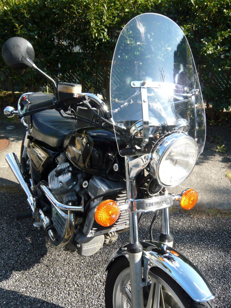 樂天商城 - 1年保証付 メンテナンスクロス付！GL400 汎用ウインドスクリーン ウインドプロテクターL