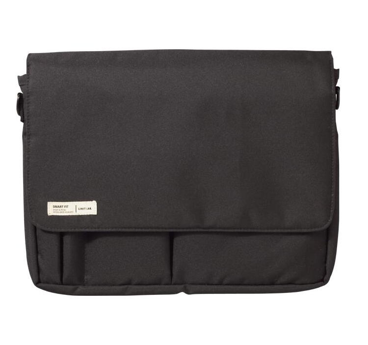 リヒトラブ SMART FIT キャリングポーチ B5 ブラック A-7576-24