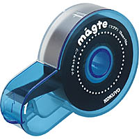ハサミやカッターがなくても簡単にカット。 ●便利なディスペンサー付き。使用しない時はフタが閉められるので、ほこりなどの侵入を防ぎます。 ●片面に粘着剤が付いているので、ポスターなどの紙類の掲示に最適です。 ■仕様：ディスペンサー付き ■テープ寸法（幅・長さ）：19mm・8m ■テープ厚み/t0.3mm ■片面粘着剤付き　