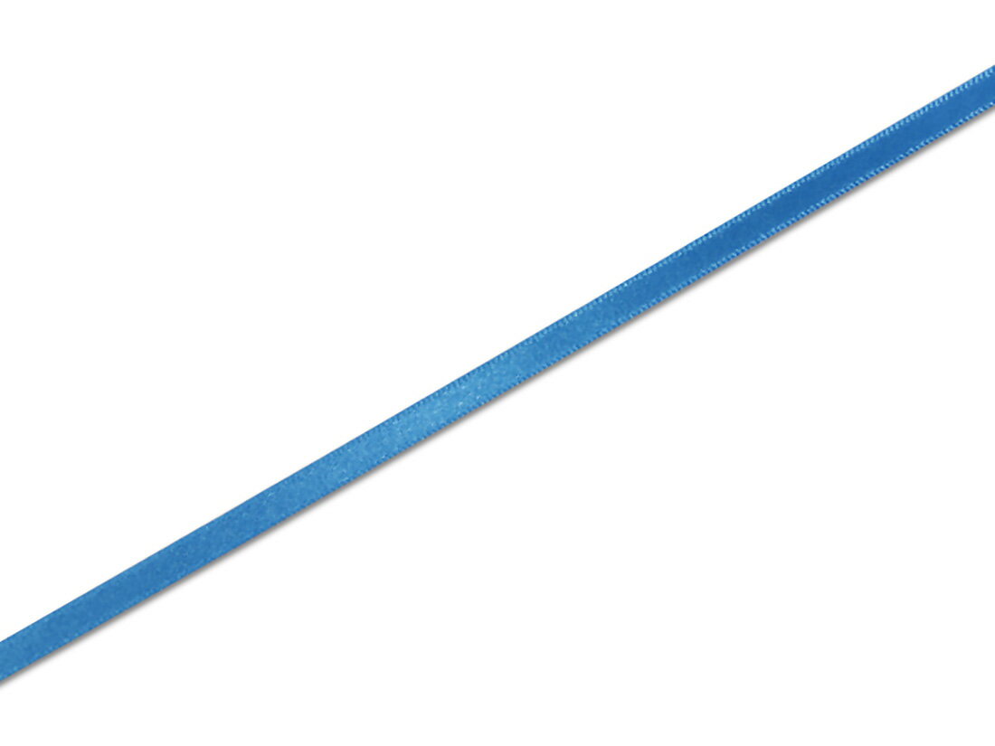 1購入あたりの内容量 ： 1巻［規格］幅6mm×20m巻［素材］ポリエステル［機能・特徴］片面のみに光沢がある、お求めやすい価格のサテンリボンです。本リボンはポリエステル糸を使用することによって光沢を高めています。