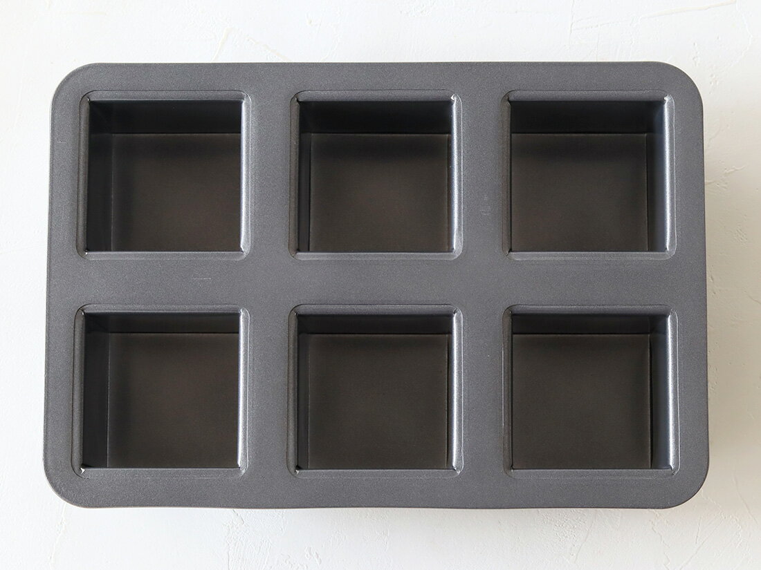 cotta キューブ型 蓋付き 60mm角 (6個取) パン作り 製菓道具 キューブパン お菓子作り 手作り 焼き型 焼型 ケーキ型