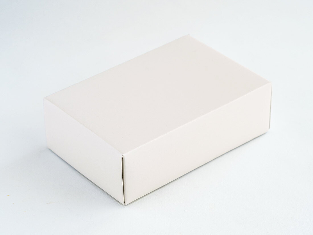 樂天商城 - 【在庫処分特価】cotta ベーシックギフト箱 ライトベージュ S