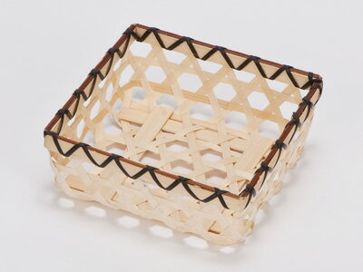 白竹六ツ目カゴ 角