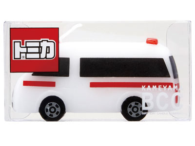 トミカキャンドル　救急車