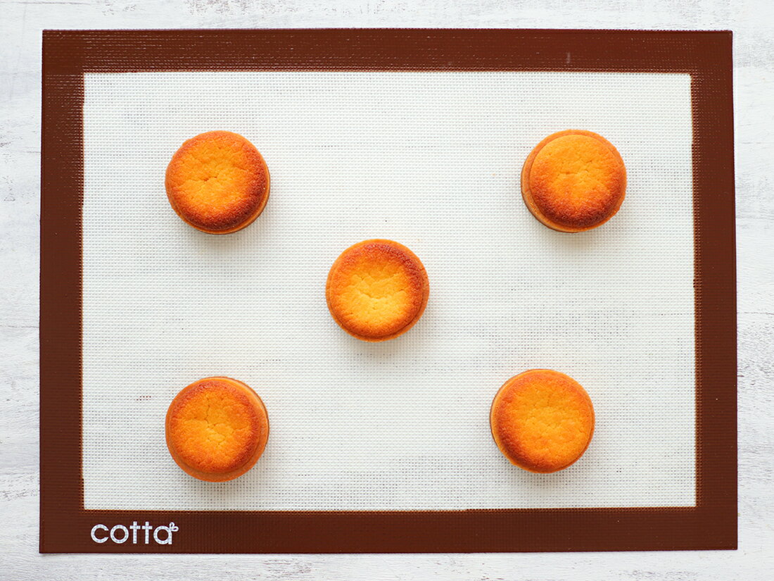 cotta シルパン（300×400） ベーキングマット クッキー シート メッシュ シルパット 焼き菓子 洋菓子 製菓 調理道具 お菓子作り 焼型 シリコン型 菓子道具 手作り おうち時間 ハロウィン クッキー作り かわいい おしゃれ カフェ 本格