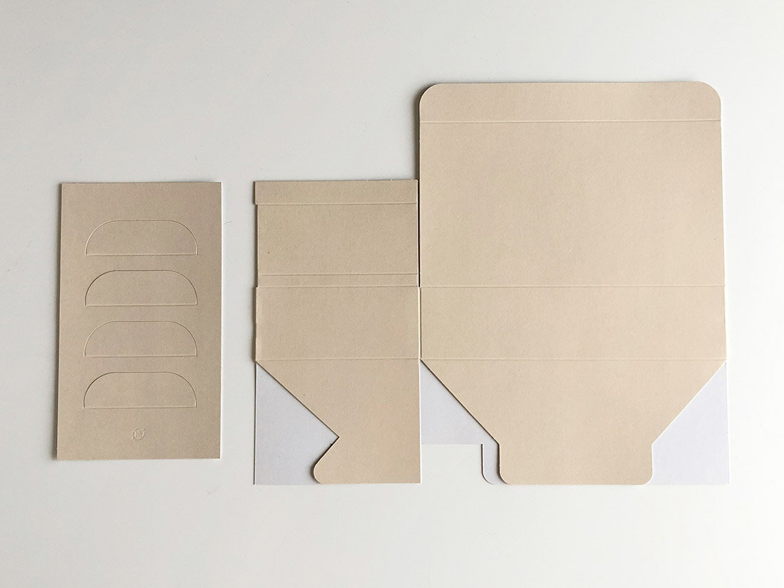 【少量販売】無地 エコロング 仕切付 5枚 cotta ロールケーキ 箱 2026 ホワイトデー 手作り お菓子 ケーキ ギフト ラッピング 包装 パッケージ 資材 持ち帰り テイクアウト 業務用