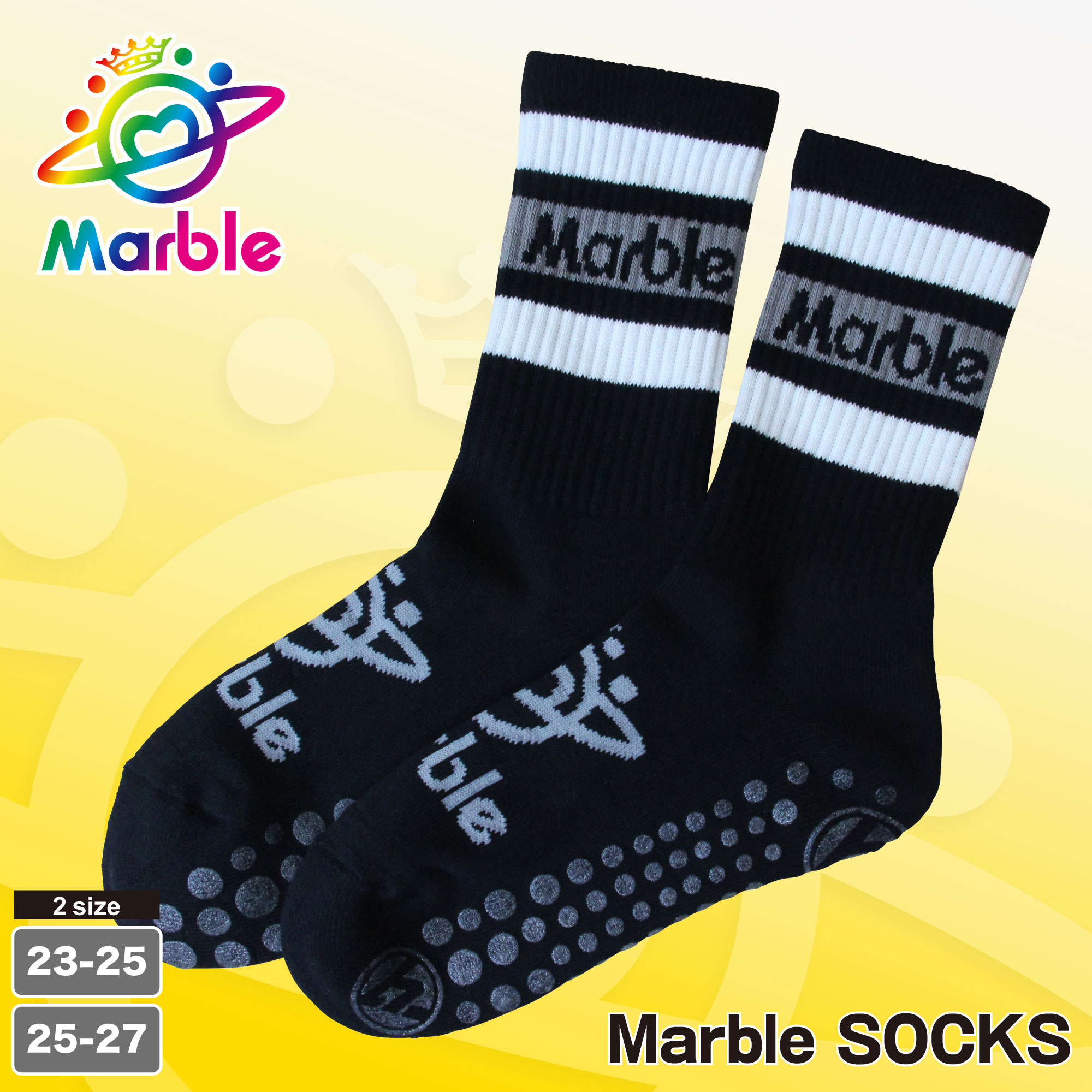 Marbleから新アイテムの登場です！！！ 柔らかさのある綿混素材に、伸縮性のある糸を組み合わせた快適SOCKS。 足にやさしくフィットし、デイリーからアクティブシーンまで幅広く活躍します。 足裏には滑り止めシリコーンを施し、安定感をサポート。 フィットネス・ダンス・エアロビクス・スポーツなど、多くのジャンルにご愛用頂けるMarble SOCKSです。 【生地の特徴】 綿・ポリエステル・レーヨン・ナイロン・ポリウレタン 伸縮性のある綿混素材を使用した、快適なフィット感です。 【お取り扱いのご注意】 ・この商品は素材及びプリントの特性上、洗濯方法が異なります。必ず裏返して洗濯して下さい。裏返すことで衣類の色あせやプリント部分を洗濯機のダメージから減少させるためです。 ・商品はネットに入れて「弱（ソフト）水流で」洗濯して下さい。 ・乾燥機は絶対にNGです!(商品の縮みの原因となります。） ・漂白剤のご使用はおやめ下さい。 ・プリントの部分に直接アイロンをかけないで下さい。 ・プリントの面と面とを重ねてたたまないでください。 ・商品を濡れたまま、長時間放置することは避けてください。（プリント部分同士がくっついて剥がれてしまう恐れがあります。） ・洗濯した後は、直ちに型崩れしないようにプリント部分を伸ばしてから陰干しして下さい。 ・直射日光の下に干すと、プリントが干からびてしまう恐れがあるので避けてください。 ・濃い色の商品は、必ず単独の洗濯をしてください。（他の衣類の物に色移りする恐れがあります。） ・プリントは時間経過や洗濯・着用などにより耐久性が落ちる場合もありますので、何卒ご了承下さいませ。 ※平置きサイズには多少の誤差が生じる場合がございますので、何卒ご了承くださいませ。 ※WEB上の商品カラーと現物商品のカラーには若干の差が生じることがございますので、何卒ご了承くださいませ。 ※売り切れ中の商品もメーカー在庫がある場合が御座います。 在庫状況・再入荷予定等お気軽にお問合せ下さいませ。 Marbleの全ての商品はこちらより トップス パンツ　 その他　