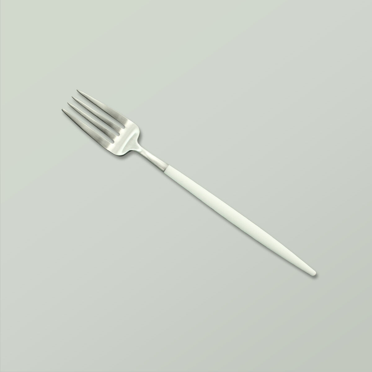 クチポ—ル　cutipol　ゴア　GOA　ホワイト/シルバー　GO07W　デザートフォーク(3)