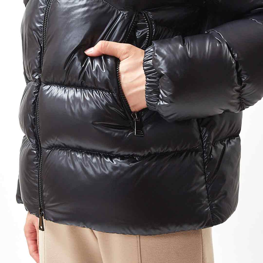 【楽天市場】【9/1(金)0時～24時間限定ポイント10倍】 モンクレール MONCLER レディース ダウンジャケット AUBERT