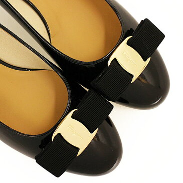 フェラガモ パンプス FERRAGAMO 0575969 01B772 VARA NERO 【VARA】