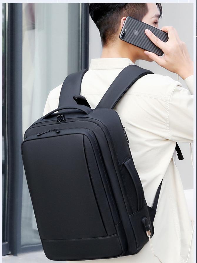 通勤 通学 旅行に最適 大容量 防水リュック メンズ レディース ビジネスリュック USB充電ポート付き PC収納 撥水加工 軽量 通気性抜群 バックパック A4対応