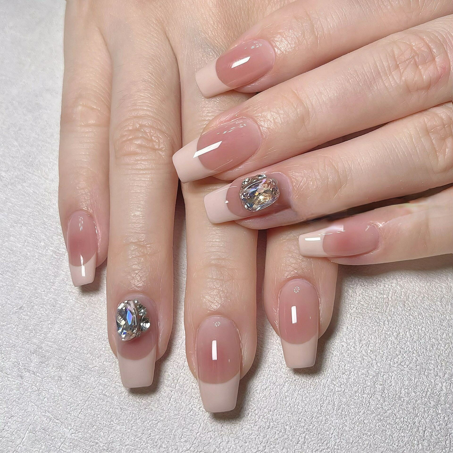 ネイルチップ ロング ネイルチップ フレンチ シンプル つけ爪 キラキラ エレガント 付け替え簡単 通勤O..