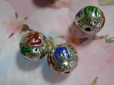 七宝焼きビーズ　六字真言ビーズ　中国結びパーツ　アクセサリービーズ
