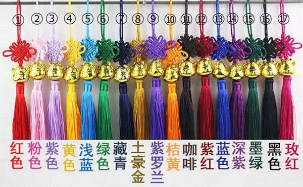 金色招き猫　冨貴結び　17色選べる　中国結び