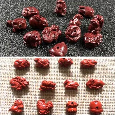 朱砂は、感情のバランスを整える意味と効果があります。 「怒り」「悲しみ」「恐怖」「不安」などの感情エネルギーを、上手にセーブするパワーストーンです。 日常的なストレスが蓄積するのを防ぎます。 「冷静さ」や「穏やかさ」を、保つのに役立つでしょう。 製造：中国 数量：1個 発送方法：メール便 ※輸入商品です。 出版(製造)年が古いものにつきましては中古品では無いものの経年劣化が見られる場合がございます。 程度の甚だしいものにつきましてはご注文の際にご確認させて頂きます。 弊店では店舗販売も同時に行っています。 商品が売り切れ場合も御座いますので予めご了承ください。