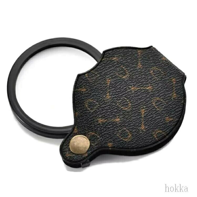 【送料無料】ルーペ おしゃれ オシャレ 倍率 15倍 拡大鏡 虫眼鏡 携帯 大 大型 ハンドルーペ レンズカ..