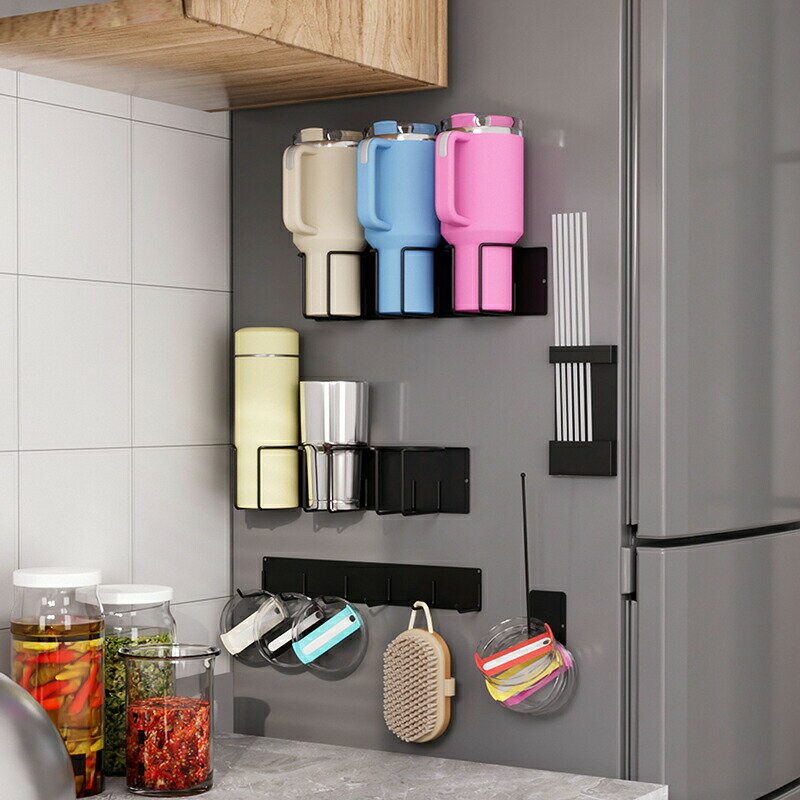 マグネット式ボトルホルダー- 強力マグネット カップホルダー,4つ口 ドリンク 収納スタンド キッチン オフィス 冷蔵庫 収納 アクセサリー