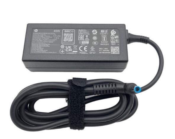 商品名 HP 45W 電源アダプタ 型番 HSTNN-DA40 OUTPUT DC19.5V-2.31A DCコネクタ 丸型 外径約4.5mmФ　内径3.0mmФ(センター1ピン) 対応機種一部 EliteBook シリーズ： EliteBook 830 G5 G6 G7、820 848 G3 G4、840 850 G3 G4 G5 G6 G7 EliteBook 755 G3 G4 G5、745 G3 G4 G5 G6、735 G5 G6、725 G3 G4 EliteBook 1030 G1 1040 G3、Folio 1020 G1 1040 G1 G2、x360 1030 G2 ProBook シリーズ： ProBook 645 G2 G3 G4、 655 G2 G3、 640 650 G2 G3 G4 G5 ProBook 430 455 G3 G4 G5 G6 G7、 440 450 G3 G4 G5 G7 ProBook 470 G3 G4 G5、 446 G3 ENVY 13 シリーズ： 13-ad010nr 13-ad001la 13-ad100 13-ad120nr Pavilion 11 13 14 15 シリーズ： 11-ap0014nr 13-an1010nr 14-dw0097nr 14-dw0002nj 15-dq0010nr 15-dq0051nr 15-dq0077nr 15-cw1063wm 15-dq1052nr 15-eh0015cl Stream シリーズ： 11 Pro 、11 Pro G2 G3、11 Pro G4 EE 11-ah110nr 11-r010nr 11-r014wm 11-r015wm 11-r020nr 11-y010nr 11-y012nr 11-y010wm 11-y020wm 11-d010wm 11-d011wm 11-d001dx 13-c002dx 13-c077nr 13-c010nr 13-c020nr 13-c193nr 13-c110nr 13-p110nr 13-p120nr 13-p111nr 13-p113cl 13-p117cl 13-p120ca 13z-p100 14-ax010nr 14-ax020nr 14-ax010wm 14-ax020wm 14-ax027cl 14-ax022nr 14-ax010ca 14-ax010ds14-z010nr 14-z040wm 14-z010nr 14-cb110nr HP 200 シリーズ： 250 G2 G3 G4 G5 G6 G7、255 G2 G3 G4 G5 G7、256 G3 G5 G7 245 G3 G4 G5 G6 G7、240 G2 G3 G4 G5 G6 210 G1 / 215 G1 / 246 G6 / 248 G1 HP 300 シリーズ： 340 G1 G2 / 345 G2 / 348 G5 / 350 G1 G2 / 355 G2 Chromebook シリーズ： 11-v010wm 11-v011dx 11-v012nr 11-v020nr 11-v020wm 11-v025wm 11-v032nr HP 14 シリーズ： 14-dq1025cl 14-dq1033cl 14-dq1038wm 14-dq1039wm 14-dq1037wm 14-dq1040wm 14-dq1045cl 14-ac112la 14-ac154la 14-ac151nr 14-ac111la 14-ac186la 14-ac101la 14-af116la 14-an013nr 14-an012nr 14-an080nr HP 15 シリーズ： 15-d035dx 15-d020nr 15-d0 nr 15-d071nr 15-d017cl 15-g020nr 15-g023ds 15-g067cl 15-r015dx 15-r018dx 15-r011dx 15-r030wm 15-r029wm 15-r017dx 15-r053cl 15-g100 15-g170nr 15-g126ds 15-r100 15-r110dx 15-r110la 15-r132wm 15-r131wm 15-r110dx 15-rr100 15-r136wm 15-r181nr 15-r253cl 15-r264dx HP 17 シリーズ： 17-ca0010nr 17-ca0011nr 17-p010nr 17-p121wm 17-p120wm 17-ca1061nr 17-by2075cl 17-by0088cl 17-by0089cl 17-by0061st 17-by0062st 17-by0055nr 17-by0021dx 17-by0020nr 17-by0010nr 17-x037cl 17-x061nr 17-x051nr 17-x009ns 17-x010nr 17-x173dx 17-x121dx 17-x116dx 17-x114dx 17-x115dx 保証 1 年間の製品保証 パッケージ内容 ACアダプター、ACケーブル商品名 HP 45W 電源アダプタ 型番 HSTNN-DA40 OUTPUT DC19.5V-2.31A DCコネクタ 丸型 外径約4.5mmФ　内径3.0mmФ(センター1ピン) 対応機種一部 EliteBook シリーズ： EliteBook 830 G5 G6 G7、820 848 G3 G4、840 850 G3 G4 G5 G6 G7 EliteBook 755 G3 G4 G5、745 G3 G4 G5 G6、735 G5 G6、725 G3 G4 EliteBook 1030 G1 1040 G3、Folio 1020 G1 1040 G1 G2、x360 1030 G2 ProBook シリーズ： ProBook 645 G2 G3 G4、 655 G2 G3、 640 650 G2 G3 G4 G5 ProBook 430 455 G3 G4 G5 G6 G7、 440 450 G3 G4 G5 G7 ProBook 470 G3 G4 G5、 446 G3 ENVY 13 シリーズ： 13-ad010nr 13-ad001la 13-ad100 13-ad120nr Pavilion 11 13 14 15 シリーズ： 11-ap0014nr 13-an1010nr 14-dw0097nr 14-dw0002nj 15-dq0010nr 15-dq0051nr 15-dq0077nr 15-cw1063wm 15-dq1052nr 15-eh0015cl Stream シリーズ： 11 Pro 、11 Pro G2 G3、11 Pro G4 EE 11-ah110nr 11-r010nr 11-r014wm 11-r015wm 11-r020nr 11-y010nr 11-y012nr 11-y010wm 11-y020wm 11-d010wm 11-d011wm 11-d001dx 13-c002dx 13-c077nr 13-c010nr 13-c020nr 13-c193nr 13-c110nr 13-p110nr 13-p120nr 13-p111nr 13-p113cl 13-p117cl 13-p120ca 13z-p100 14-ax010nr 14-ax020nr 14-ax010wm 14-ax020wm 14-ax027cl 14-ax022nr 14-ax010ca 14-ax010ds14-z010nr 14-z040wm 14-z010nr 14-cb110nr HP 200 シリーズ： 250 G2 G3 G4 G5 G6 G7、255 G2 G3 G4 G5 G7、256 G3 G5 G7 245 G3 G4 G5 G6 G7、240 G2 G3 G4 G5 G6 210 G1 / 215 G1 / 246 G6 / 248 G1 HP 300 シリーズ： 340 G1 G2 / 345 G2 / 348 G5 / 350 G1 G2 / 355 G2 Chromebook シリーズ： 11-v010wm 11-v011dx 11-v012nr 11-v020nr 11-v020wm 11-v025wm 11-v032nr HP 14 シリーズ： 14-dq1025cl 14-dq1033cl 14-dq1038wm 14-dq1039wm 14-dq1037wm 14-dq1040wm 14-dq1045cl 14-ac112la 14-ac154la 14-ac151nr 14-ac111la 14-ac186la 14-ac101la 14-af116la 14-an013nr 14-an012nr 14-an080nr HP 15 シリーズ： 15-d035dx 15-d020nr 15-d0 nr 15-d071nr 15-d017cl 15-g020nr 15-g023ds 15-g067cl 15-r015dx 15-r018dx 15-r011dx 15-r030wm 15-r029wm 15-r017dx 15-r053cl 15-g100 15-g170nr 15-g126ds 15-r100 15-r110dx 15-r110la 15-r132wm 15-r131wm 15-r110dx 15-rr100 15-r136wm 15-r181nr 15-r253cl 15-r264dx HP 17 シリーズ： 17-ca0010nr 17-ca0011nr 17-p010nr 17-p121wm 17-p120wm 17-ca1061nr 17-by2075cl 17-by0088cl 17-by0089cl 17-by0061st 17-by0062st 17-by0055nr 17-by0021dx 17-by0020nr 17-by0010nr 17-x037cl 17-x061nr 17-x051nr 17-x009ns 17-x010nr 17-x173dx 17-x121dx 17-x116dx 17-x114dx 17-x115dx 保証 1 年間の製品保証 パッケージ内容 ACアダプター、ACケーブル