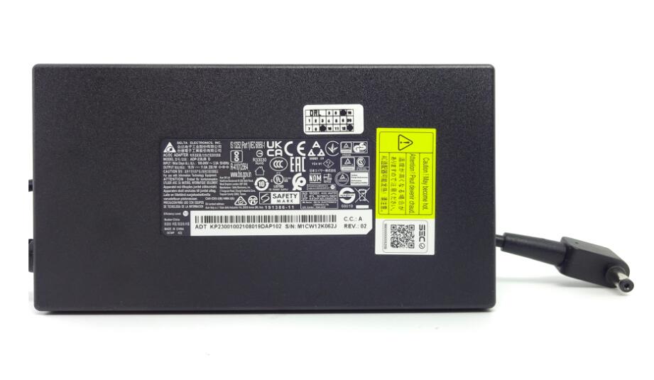 新品 DELTA ADP-230JB D 19.5V 11.8A ACアダプター 230W 電源アダプタ 丸型 外径約5.5mmФ　内径1.7mmФ