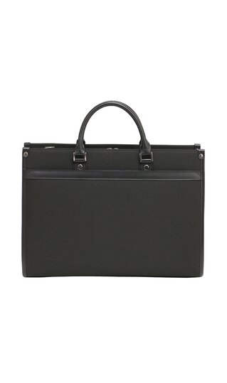 [Aoyama Clothing Store] Men's Black Briefcase Bag. Features water-repellent treatment for protection against sudden rain. Easily fits A4 files and a 13.3-inch laptop. Includes an adjustable shoulder strap and protective metal feet on the bottom. [Plastics Smart]