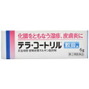 テラ・コートリル軟膏 医薬品区分 一般用医薬品 薬効分類 化膿性疾患用薬 承認販売名 製品名 テラ・コートリル軟膏 製品名（読み） テラコートリルナンコウ 製品の特徴 ●テラ・コートリル軟膏は優れた抗炎症作用を示すヒドロコルチゾン（副腎皮質ステロイド）とグラム陽性菌及び陰性菌などに広い抗菌力を示すオキシテトラサイクリン塩酸塩を配合しています。 使用上の注意 ■してはいけないこと 【守らないと現在の症状が悪化したり，副作用が起こりやすくなります】 1．次の人には使用しないでください。 　（1）本剤によるアレルギー症状を起こしたことがある人 　（2）抗生物質または副腎皮質ホルモンによりアレルギー症状を起こしたことがある人 2．次の部位には使用しないでください。 　（1）水痘（水ぼうそう），みずむし・たむし等のある患部 　（2）湿潤やただれのひどい患部 　（3）深い傷やひどいやけどの患部 　（4）目や目の周囲 3．顔面には，広範囲に使用しないでください。 4．化粧用やひげそり後用として使用しないでください。 5．長期連用しないでください。 ■相談すること 1．次の人は使用前に医師又は薬剤師に相談してください。 　（1）医師の治療を受けている人 　（2）本人又は家族がアレルギー体質の人 　（3）患部が広範囲の人 　（4）妊娠中または授乳中の人 　（5）小児 2．次の場合は，ただちに使用を中止し，この添付文書を持って医師又は薬剤師に相談してください。 　（1）使用後，次の症状があらわれた場合 ［関係部位：症状］ 皮ふ：発疹・発赤，かゆみ 皮ふ（患部）：みずむし・たむし等の白癬症，にきび，化膿症状，持続的な刺激感 　（2）5〜6日間使用しても症状がよくならない場合 効能・効果 化膿を伴う次の諸症：湿疹，皮膚炎，あせも，かぶれ，しもやけ，虫さされ，じんましん 化膿性皮膚疾患（とびひ，めんちょう，毛のう炎） 効能関連注意 用法・用量 1日1〜数回，適量を患部に塗布するかガーゼなどにのばして貼付してください。 用法関連注意 （1）用法・用量を厳守してください。 （2）小児に使用させる場合には，保護者の指導監督のもとに使用させてください。 （3）目に入らないよう注意してください。万一，目に入った場合には，すぐに水又はぬるま湯で洗ってください。なお，症状が重い場合には，眼科医の診療を受けてください。 （4）外用にのみ使用してください。 （5）この医薬品を塗布後，患部をラップフィルム等の通気性の悪いものでおおわないでください。 成分分量 1g中 　　成分 分量 オキシテトラサイクリン塩酸塩 30mg(力価) ヒドロコルチゾン 10mg 添加物 白色ワセリン，流動パラフィン 保管及び取扱い上の注意 1．直射日光の当たらない湿気の少ない涼しい所に密栓して保管してください。 2．小児の手のとどかない所に保管してください。 3．他の容器に入れかえないでください。 　（誤用の原因になったり品質が変わります） 4．使用期限（外箱及びチューブに記載）をすぎた製品は使用しないでください。 5．本剤は黄色の軟膏ですので，衣服への付着に注意してください。 消費者相談窓口 会社名：ジョンソン・エンド・ジョンソン株式会社 問い合わせ先：お客様相談室 電話：0120-834389 受付時間：9：00〜17：00（土，日，祝日を除く） 製造販売会社 （株）陽進堂 添付文書情報 会社名：株式会社陽進堂 住所：〒939-2723　富山県富山市婦中町萩島3697番地8号 販売会社 ジョンソン・エンド・ジョンソン（株） 剤形 塗布剤 リスク区分 第「2」類医薬品 広告文責　コトブキ薬局 06-6720-0480 テラ・コートリル軟膏6g 商品区分:第(2)類医薬品文責：株式会社コトブキ薬局【ご注意】こちらの指定第2類医薬品についての用法用量・注意を必ずご確認ください。 質問ございましたら、薬剤師・登録販売者にご相談ください。