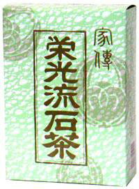 流石茶は人工甘味料、着色剤、防腐剤等は一切使用しておりません。原料の吟味および製造には十分注意しておりますが、開封後は湿気を避けて保管し、なるべく早くご使用下さい。お召し上がり方ティパックをそのまま600ccの水に入れて細火で200ccになるまで煮出して適宜お飲みください。 名称 混合茶 原材料 あかめがしわ（樹皮不含）、柿葉、くまざさ、くこ（根不含）、ばいきせい、はぶ茶 製造者 株式会社栄光 発売元／栄光 　区分／健康食品　日本製 広告文責／株式会社コトブキ薬局　TEL／0667200480　