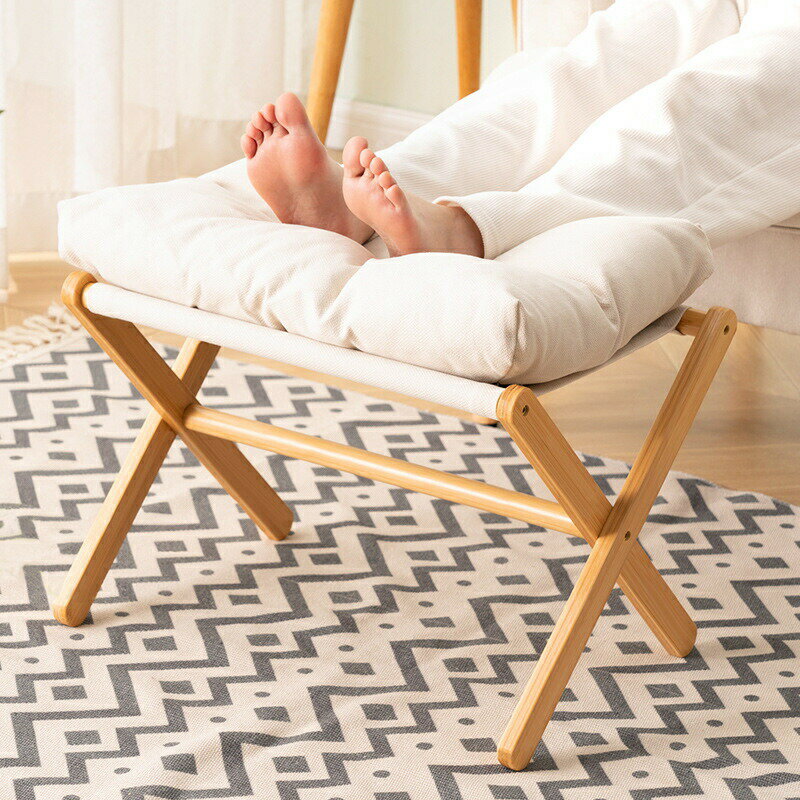 【素材】：竹、ポリエステル【カラー】：ブラック、ブラウン、ベージュ、グレー注意：入荷時期により生地の色味、光沢感など若干違いが出る場合も御座いますが、不良品とは異なりますので、予めご了承頂けますようお願い致します。PC環境光の具合により、色や素材のイメージが写真と若干異なる場合がございます。モデル写真に使用されているアクセサリー小物は別途記載が無い限り付属いたしません。商品に不良があった場合は、商品到着から5日以内にご連絡いただければご返金交換対応させて頂きます。