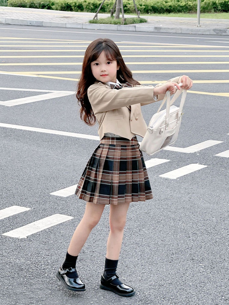 子供服 女の子スーツ 4点セット 卒園式 入学式 卒業式 制服 フォーマル セットアッ...
