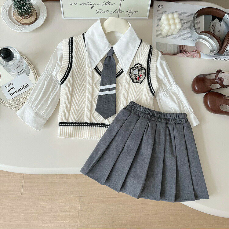 【最大2000OFF】卒入学スーツ 卒園式 入学式 女の子 制服 フォーマル スーツ 3点セット ニットベスト シャツ スカート フォーマル 発表会 入学式 入園式 セットアップ 結婚式 子供服 女児 キッズ 小学生 こども 女子スーツ 90 100 110 120 130 140cm 3