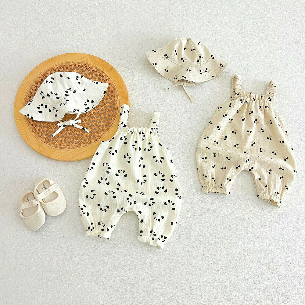 商品名ふんわり可愛いベビーサロペット風ロンパース＆おそろい帽子セットが登場お出かけ記念撮影ギフトにもぴったりのベビーアイテムです。サロペット＋帽子の2点セットやわらかく軽い素材でベビーに優しい着心地肩紐はギャザー仕様で可愛くフィット股下スナップボタン付きでおむつ替えラクラクゆったりシルエットで動きやすいナチュラルなフルーツ柄風デザインでおしゃれ感UPv男女問わず使えるユニセックスデザインvお出かけ／公園遊び／記念撮影／デイリーウェア／ギフトにも最適見た目の可愛さと着心地の良さを両立した、夏に大活躍のベビーセットです。素材綿、ポリエステルサイズ66cm73cm80cm90cmセット内容2点セット