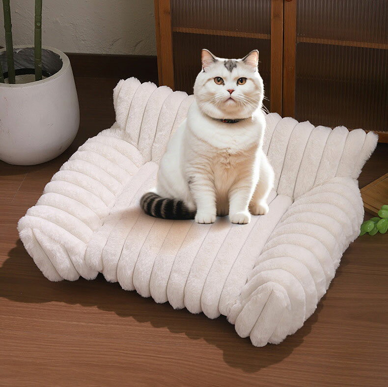 この商品について 🐱🐶【気持ちいい寝心地】ペットベッド は保温性や柔らかさに優れたフリース生地で作られているので、ぽかぽかで肌触りよい。中にPP綿が充填し、ふかふかで程良い反発力。柔らかさと支?性を両立し、快適な睡眠をサポートします 🐱🐶【滑り止めの底】ペットベッドのうらでは滑りどめデザインでずれにくい、わんちゃんが急に飛び出しても安心。また、フロアからの湿気の侵入を防ぐにも役に立て、ご愛ペットに快適な睡眠環境を作ります。 🐱🐶【足腰にやさしい低めデザイン】猫 ベッドは昇り降りのしやすい低めデザインで、足腰や関節にやさしい年をとったペットや足の短い子でも安心できる。この商品について 🐱🐶【気持ちいい寝心地】ペットベッド は保温性や柔らかさに優れたフリース生地で作られているので、ぽかぽかで肌触りよい。中にPP綿が充填し、ふかふかで程良い反発力。柔らかさと支?性を両立し、快適な睡眠をサポートします 🐱🐶【滑り止めの底】ペットベッドのうらでは滑りどめデザインでずれにくい、わんちゃんが急に飛び出しても安心。また、フロアからの湿気の侵入を防ぐにも役に立て、ご愛ペットに快適な睡眠環境を作ります。 🐱🐶【足腰にやさしい低めデザイン】猫 ベッドは昇り降りのしやすい低めデザインで、足腰や関節にやさしい年をとったペットや足の短い子でも安心できる。
