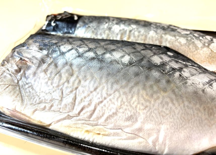Chub Mackerel - 築地丸中　特大肉厚！ 国産さばフィレ2枚！ さば文化干し サバ 鯖 居酒屋 お弁当