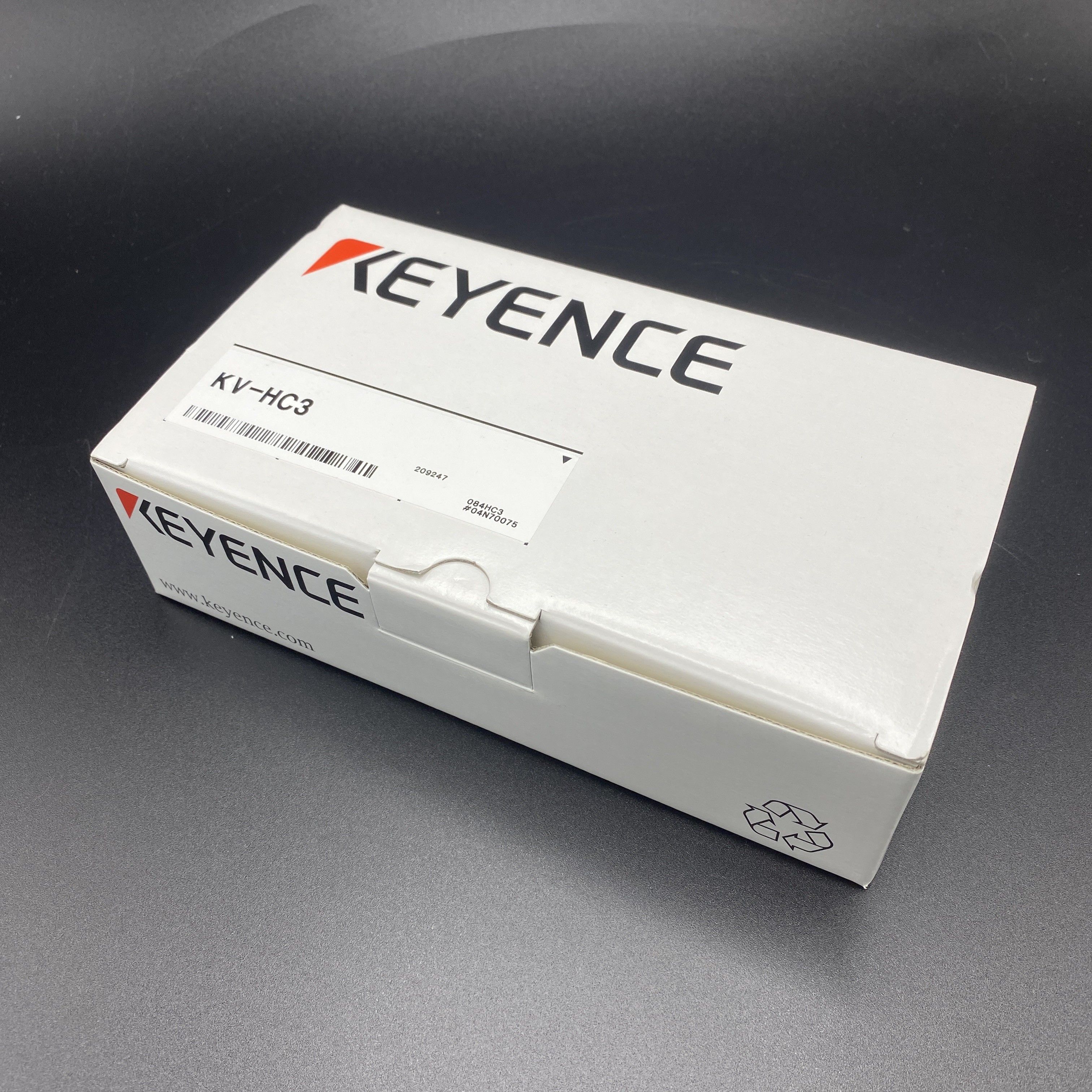 【中古】キーエンス KV-HC3 KV-HTC専用接続ケーブル KEYENCE インバータ PLC シーケンサ センサ タッチパネル サーボモータ サーボアンプ CPU