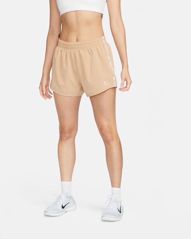 NIKE ナイキ エア Dri-FIT ウィメンズ ミッドライズ 8cm ランニングショートパンツ (インナー付き)
