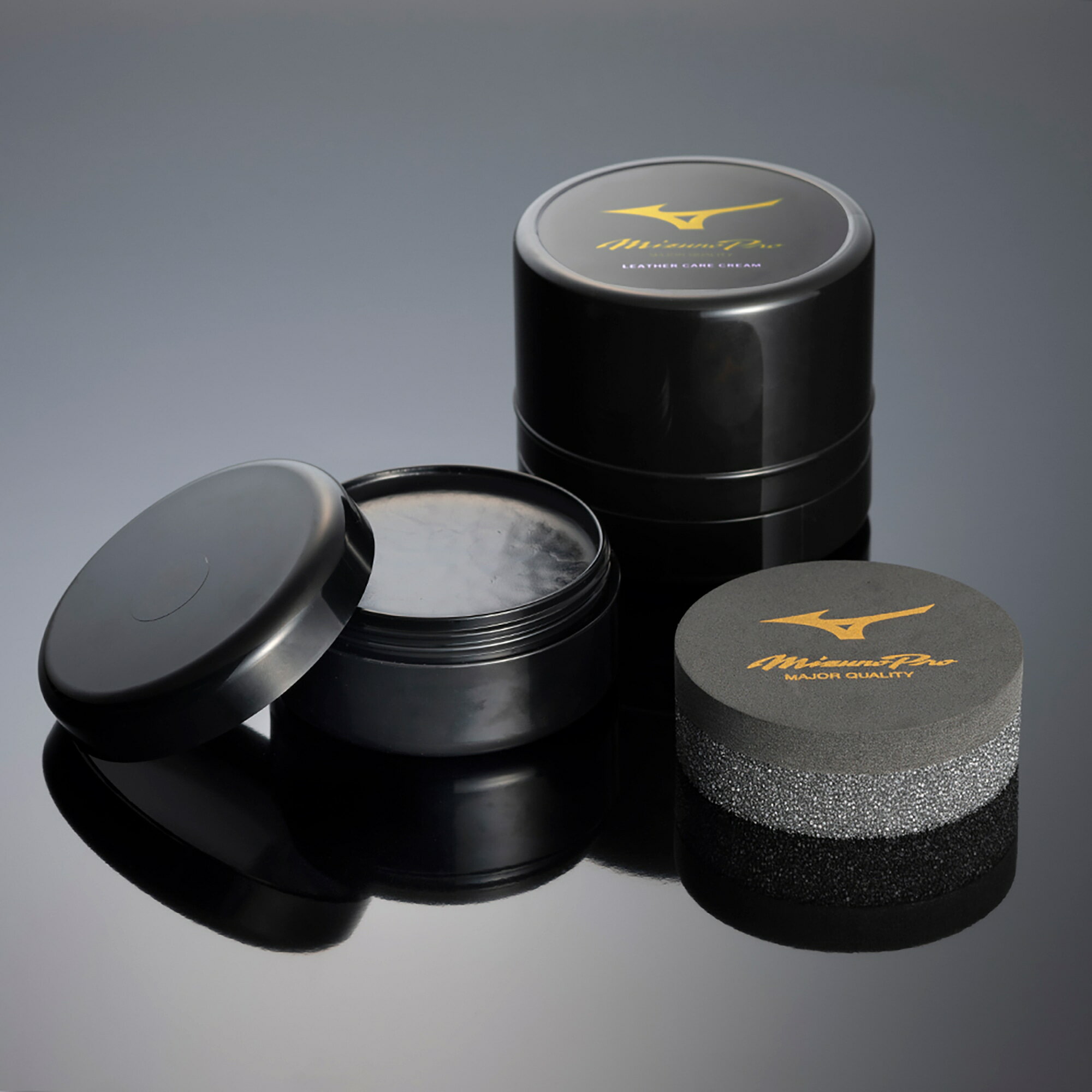 ミズノ　（ミズノプロ）レザーケアクリーム　野球グローブ　メンテナンス　お手入れ　1GJYG50500 （保革、柔軟）