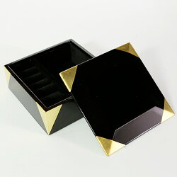 〜和の落ち着いた華やかさで、大切な想いを包み込んで〜ジュエリーボックス隅金【楽ギフ_包装選択】【楽ギフ_のし宛書】【楽ギフ_メッセ入力】【楽ギフ_名入れ】