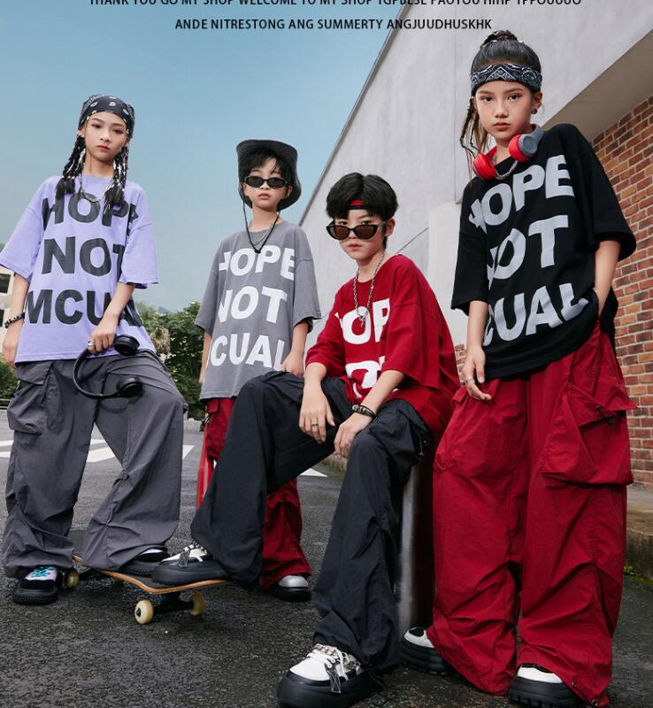 子供ヒップホップジャズダンス衣装　夏黒tシャツ　ロングカーゴパンツ　男の子/女の子/ダンス衣装 hiphopjazzステージ演出服　チアガール　キッズダンスウェア　キッズ社交ダンス衣装　HIPHOP　イベント　コスチューム