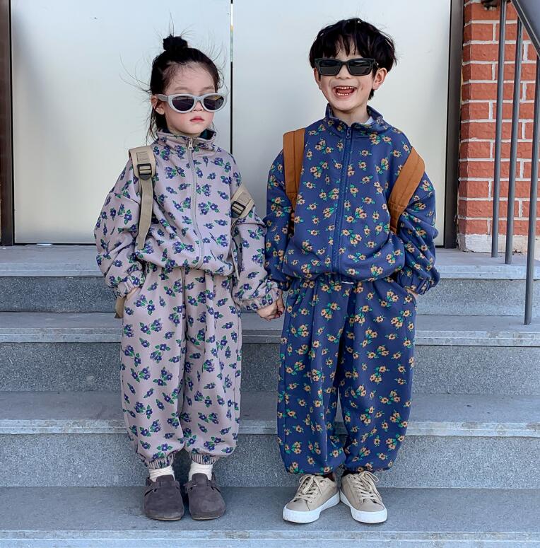 子供ジャケット+ロング丈パンツ2点セットアップ ブルゾン 韓国子供服 姉弟 兄妹 双子春秋花柄女の子/男の子コート カジュアルズボン+アウター 幼稚園誕生日 通...