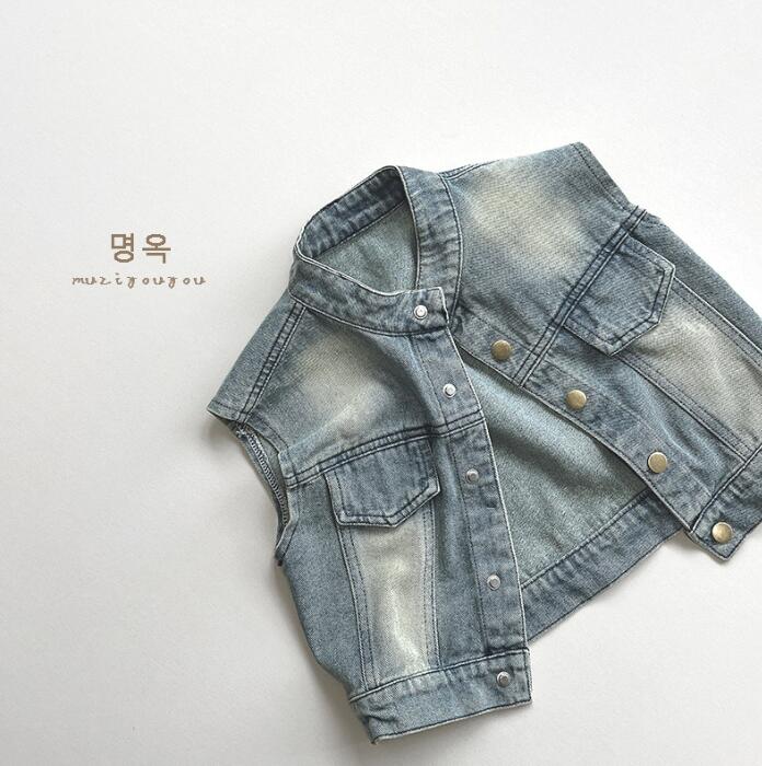 子供デニムベスト　ベビー　キッズGジャンアウター　デニムベスト　幼稚園　韓国風　女の子　男の子通..