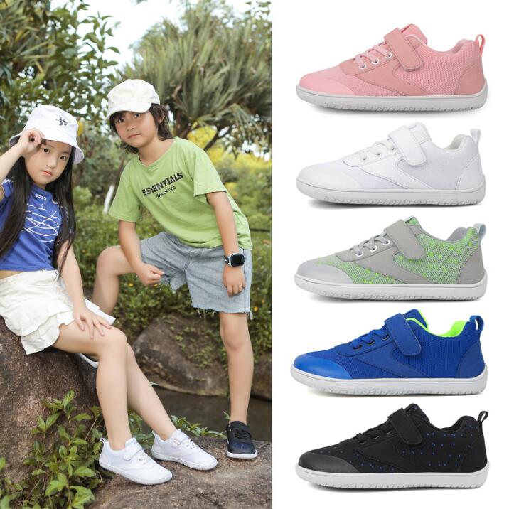 子供スニーカー キッズ 男の子 女の子 ジュース子供靴 ランニングシューズ スリッポン 軽量 キッズ 通気 防滑 快適な履き心地 運動靴 スポーツ　キッズ ジュニア 脱ぎ履き簡単 アウトドア