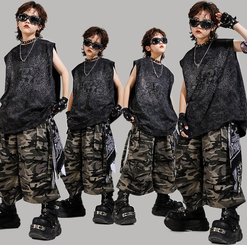 キッズダンス衣装　迷彩柄ハーフパンツ　ビカビカタンクトップtシャツ2点/3点セットアップ　夏男女兼用舞台ダンスウェア　子供ヒップホップジャズダンスウェア　チアダンス服　舞台演出服　イベント　キッズステージ演出hiphopjazzウェア