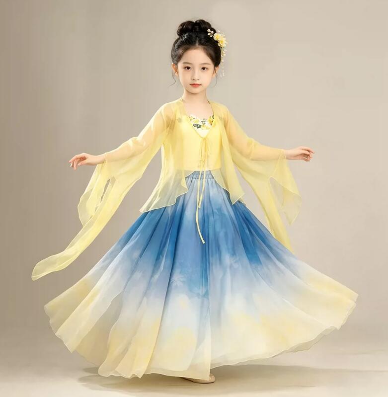 商品名 子供古典ダンス服 色 写真色 内容 シャツ+スカート+キャミソール サイズ 120　参考身長 115-125cm　参考体重 17.5-22.5kg 130　参考身長 125-135cm　参考体重 22.5-27.5kg 140　参考身長 135-145cm　参考体重 27.5-32.5kg 150　参考身長 145-155cm　参考体重 32.5-37.5kg 160　参考身長 155-165cm　参考体重 37.5-42.5kg 170　参考身長 165-170cm　参考体重 40-52.5kg 採寸サイズなので若干の誤差がある場合がございます。 素材 ポリエステル 連絡について ＊土日祝日に電話対応不可、メールでの返信は48時間以内させていただきます。弊社と連絡取れないことはございません、最後まできちんと対応いたします、どうぞご安心ください。 ＊誠に勝手ながら、ご理解頂きますようお願い申し上げます。 注意事項 ＊ページの閲覧環境によって、掲載写真と実際の商品の色合いが異なる場合があります。 ＊モデルに小物を使う場合がございますが、商品に含まれませんのでご了承下さい。 ＊生産過剰や在庫管理条件より細かなキズやヨゴレなどがございます。完璧品をお求めの方と細かい部分を気になさる方は、ご購入をご遠慮ください。 ＊在庫は複数店舗共有しております、在庫更新は遅れるより在庫切れの場合がございます、その場合、できるだけ早めに報告させていただきますが、どうか容赦ください。 ＊商品の仕様は、製造元の都合により予告なく変更する場合があります。 ＊お届けした商品に不備がございましたら、お届け後5日以内にご連絡ください。確認後速やかに対応させていただきます。なお期日を過ぎた場合はお受け致しかねますので予めご了承ください。 ＊他に不明点がございましたら、ご連絡くださませ。商品名 子供古典ダンス服 色 写真色 内容 シャツ+スカート+キャミソール サイズ 120　参考身長 115-125cm　参考体重 17.5-22.5kg 130　参考身長 125-135cm　参考体重 22.5-27.5kg 140　参考身長 135-145cm　参考体重 27.5-32.5kg 150　参考身長 145-155cm　参考体重 32.5-37.5kg 160　参考身長 155-165cm　参考体重 37.5-42.5kg 170　参考身長 165-170cm　参考体重 40-52.5kg 採寸サイズなので若干の誤差がある場合がございます。 素材 ポリエステル 連絡について ＊土日祝日に電話対応不可、メールでの返信は48時間以内させていただきます。弊社と連絡取れないことはございません、最後まできちんと対応いたします、どうぞご安心ください。 ＊誠に勝手ながら、ご理解頂きますようお願い申し上げます。 注意事項 ＊ページの閲覧環境によって、掲載写真と実際の商品の色合いが異なる場合があります。 ＊モデルに小物を使う場合がございますが、商品に含まれませんのでご了承下さい。 ＊生産過剰や在庫管理条件より細かなキズやヨゴレなどがございます。完璧品をお求めの方と細かい部分を気になさる方は、ご購入をご遠慮ください。 ＊在庫は複数店舗共有しております、在庫更新は遅れるより在庫切れの場合がございます、その場合、できるだけ早めに報告させていただきますが、どうか容赦ください。 ＊商品の仕様は、製造元の都合により予告なく変更する場合があります。 ＊お届けした商品に不備がございましたら、お届け後5日以内にご連絡ください。確認後速やかに対応させていただきます。なお期日を過ぎた場合はお受け致しかねますので予めご了承ください。 ＊他に不明点がございましたら、ご連絡くださませ。