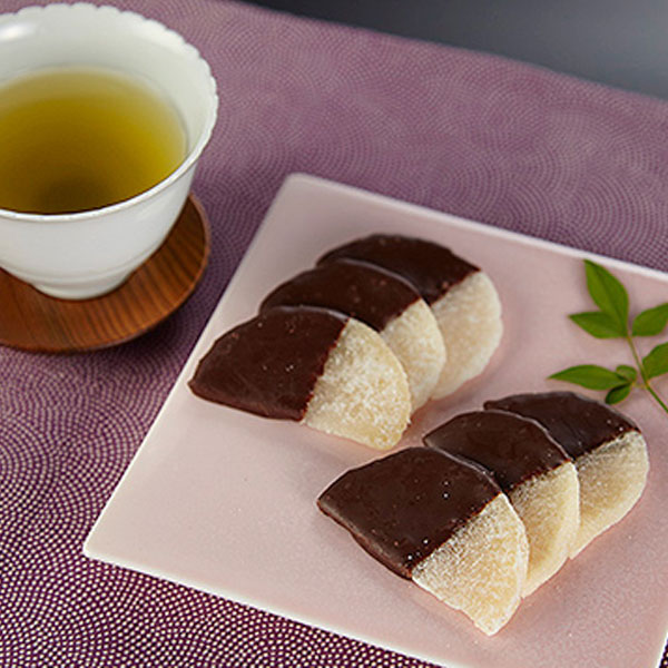 楽天まるごと山形母の日 プチギフト たくわんチョコレート 9枚入れ 化粧箱入 山形県高畠町 三奥屋 たくあんチョコ